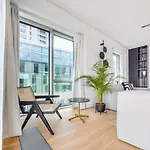 City Center Apartments Yacht Park Marina View
