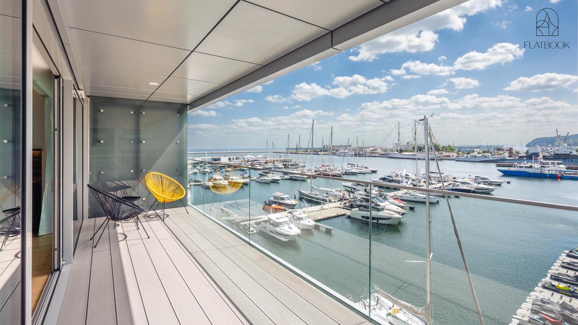 Apartment Center Yacht Park Marina View *